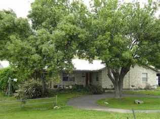 1101 Lakeshore Loop, Tow, TX 78672