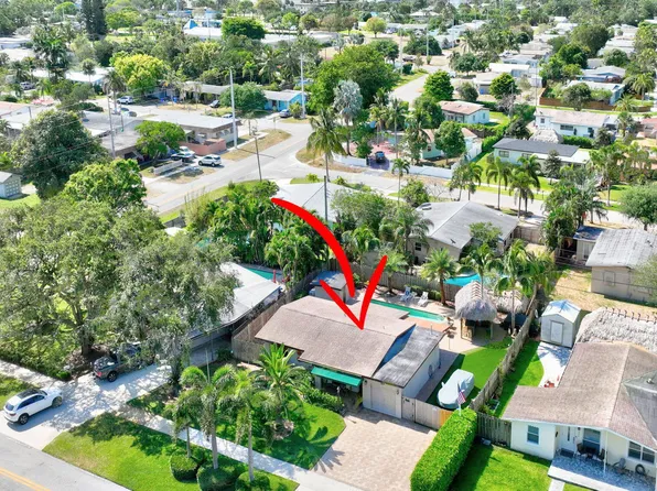 892 W Drew Street, Lantana, FL 33462