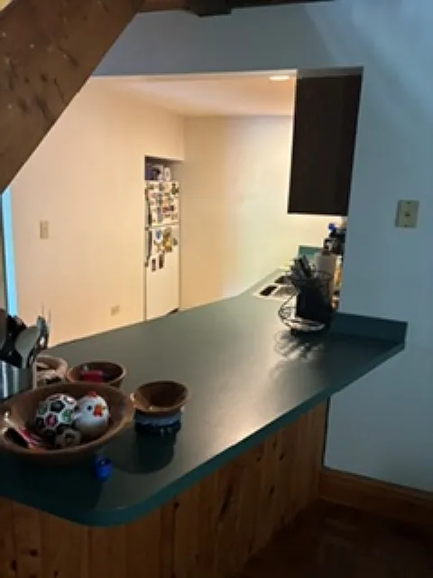 2 bed, 1.5 bath, 840 sqft, $1,600 — Photo 4