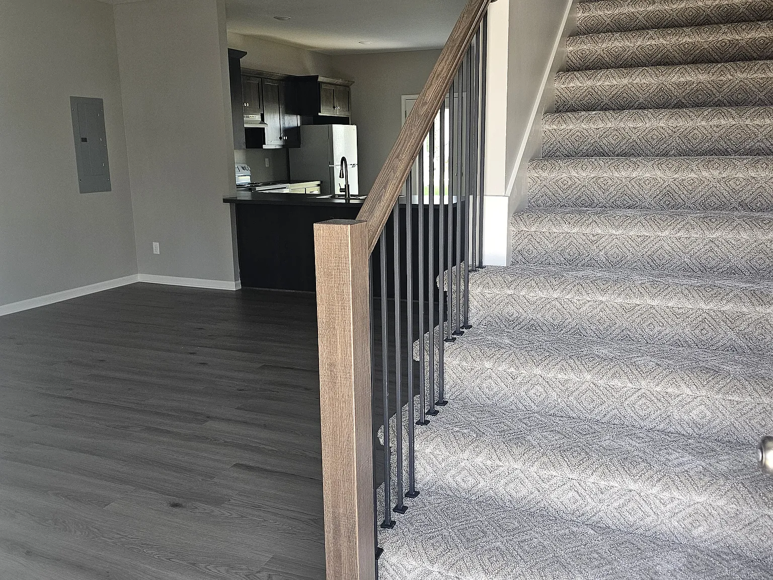 3 bed, 1.5 bath, 1450 sqft, $1,450 — Photo 4