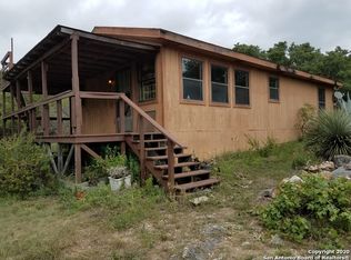 221 Alpine Trl, San Marcos, TX 78666