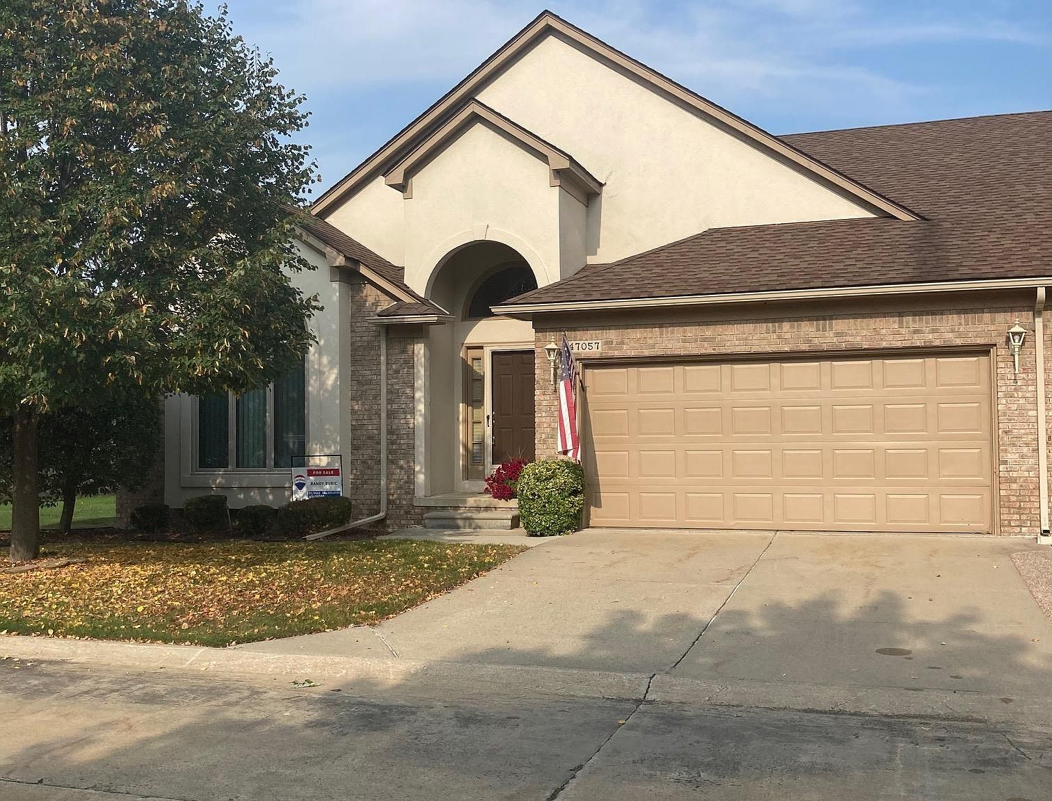 47057 Hunters Chase Dr, MI 48042 Zillow