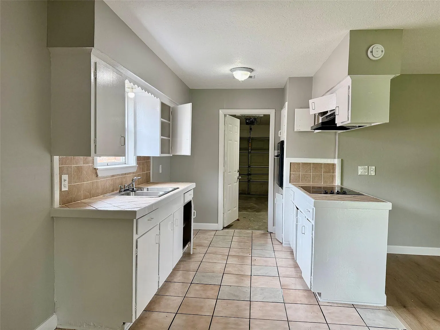 3 bed, 2.0 bath, 1502 sqft, $1,650 — Photo 4