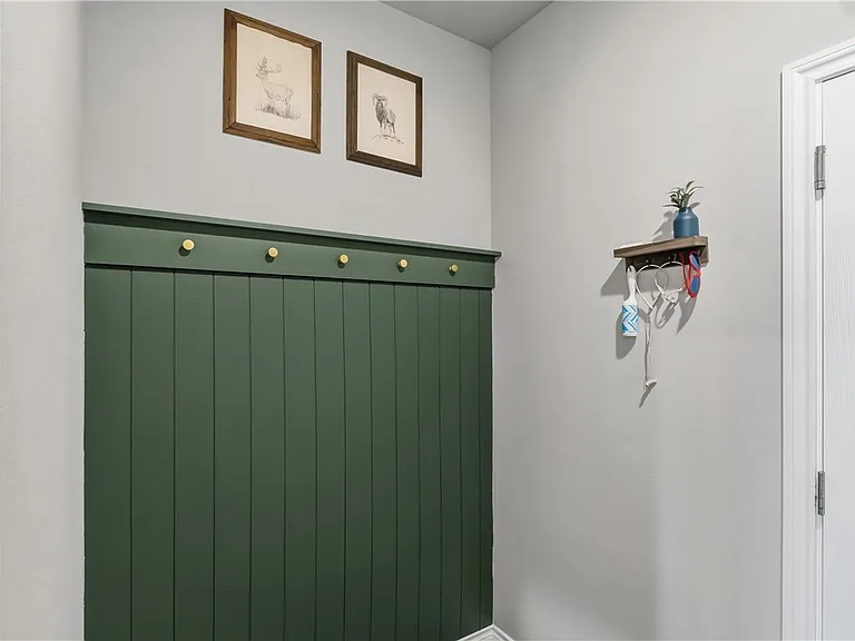 2420 Lightfoot Ln — Photo 23