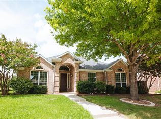 1029 Janus Dr, Carrollton, TX 75007