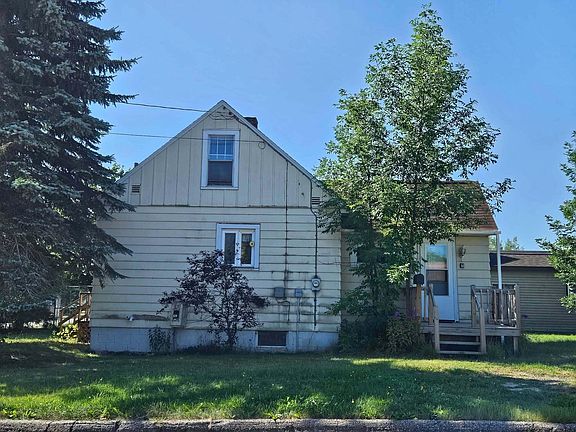 3rd image of 1900 Davitt St