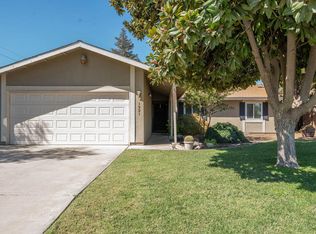 1921 S Burke Ct, Visalia, CA 93292