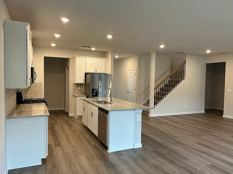 6907 Winchester Pl — Photo 7