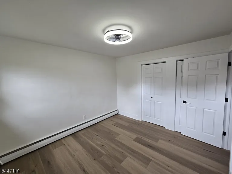 832 Dewey St — Photo 11