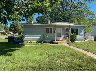 3055 McDonald Ave, Schenectady, NY 12304