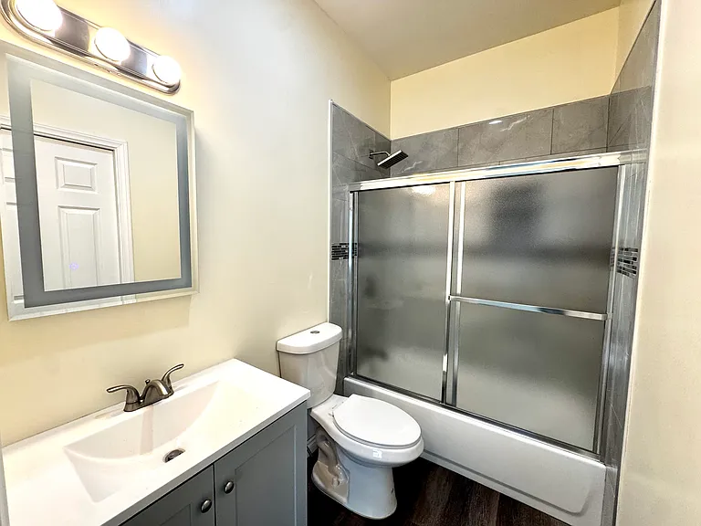 444 & 446-1/2 S Chicago St #446 — Photo 8