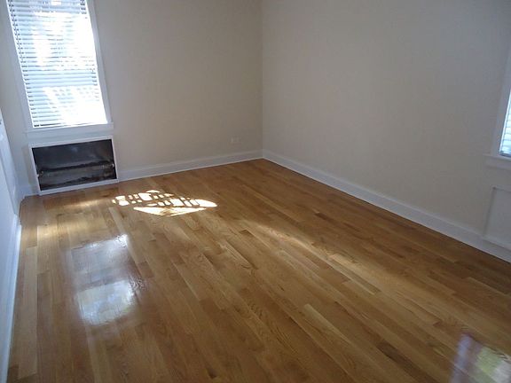 4th image of 14210 Hoover Ave APT 218