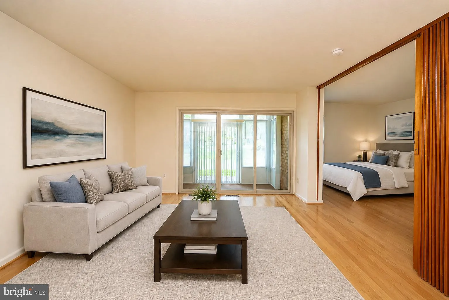 1 bed, 1.0 bath, 635 sqft, $1,800 — Photo 2
