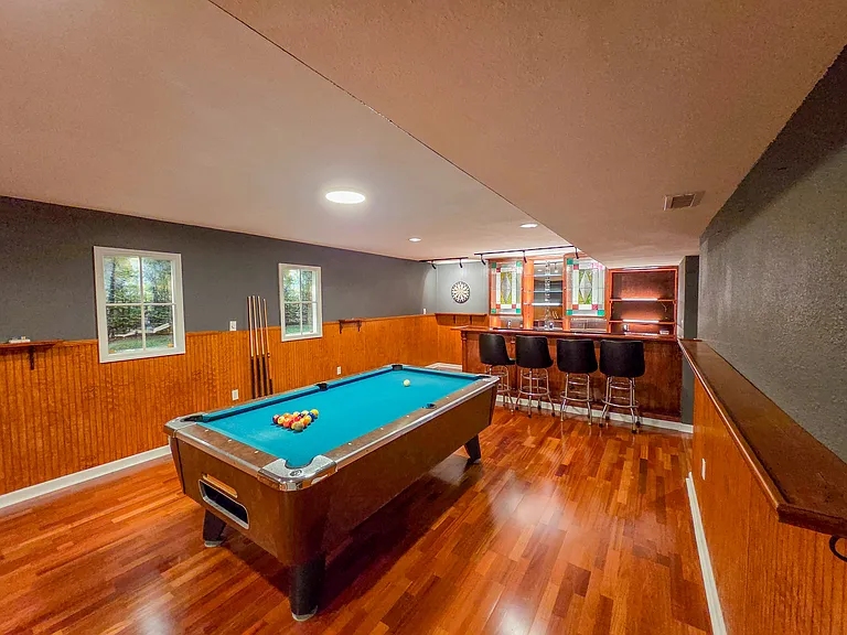 8401 Kennedy Dr — Photo 31