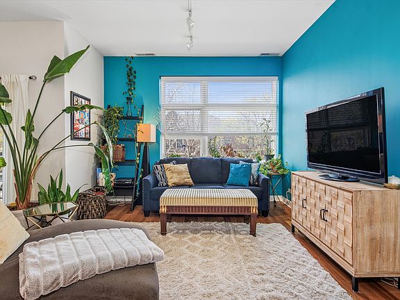 2nd image of 3741 N Wolcott Ave Unit 6