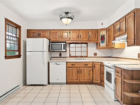 5th image of 710 Butterfield Dr