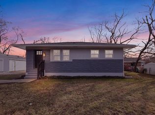 909 Lawndale Ave, Columbus, OH 43207