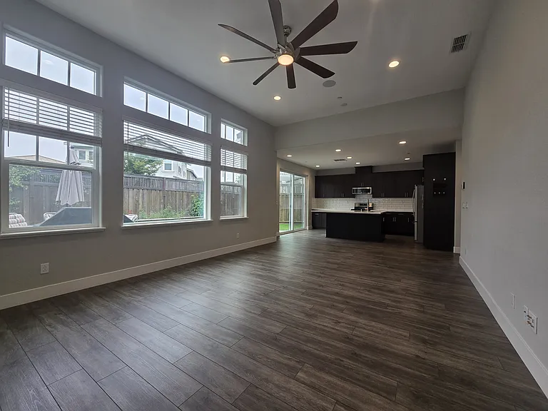 1429 Brody Bird Ln — Photo 26