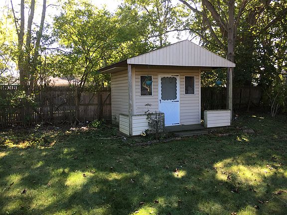 3rd image of 138 Conerty St