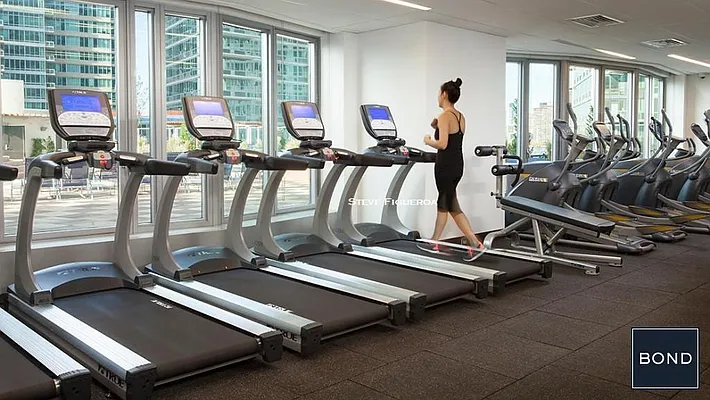 Rented by Bond New York | media 11