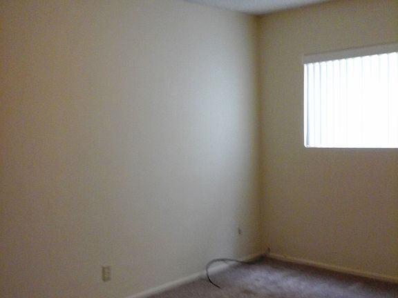 4th image of 120 N Western Ave APT 1