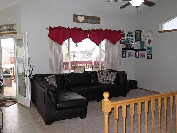 5th image of 3714 Jackson Ave