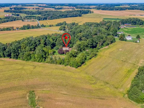 16929 Sheila Ln, Stewartstown, PA 17363