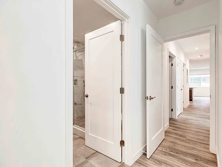 8805 Paso Robles Ave — Photo 31