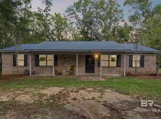 21283 Oak Ridge Dr, Robertsdale, AL 36567