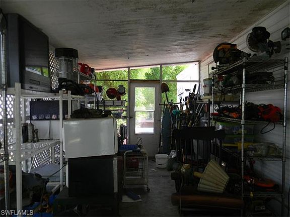 5th image of 276 Flame Ln