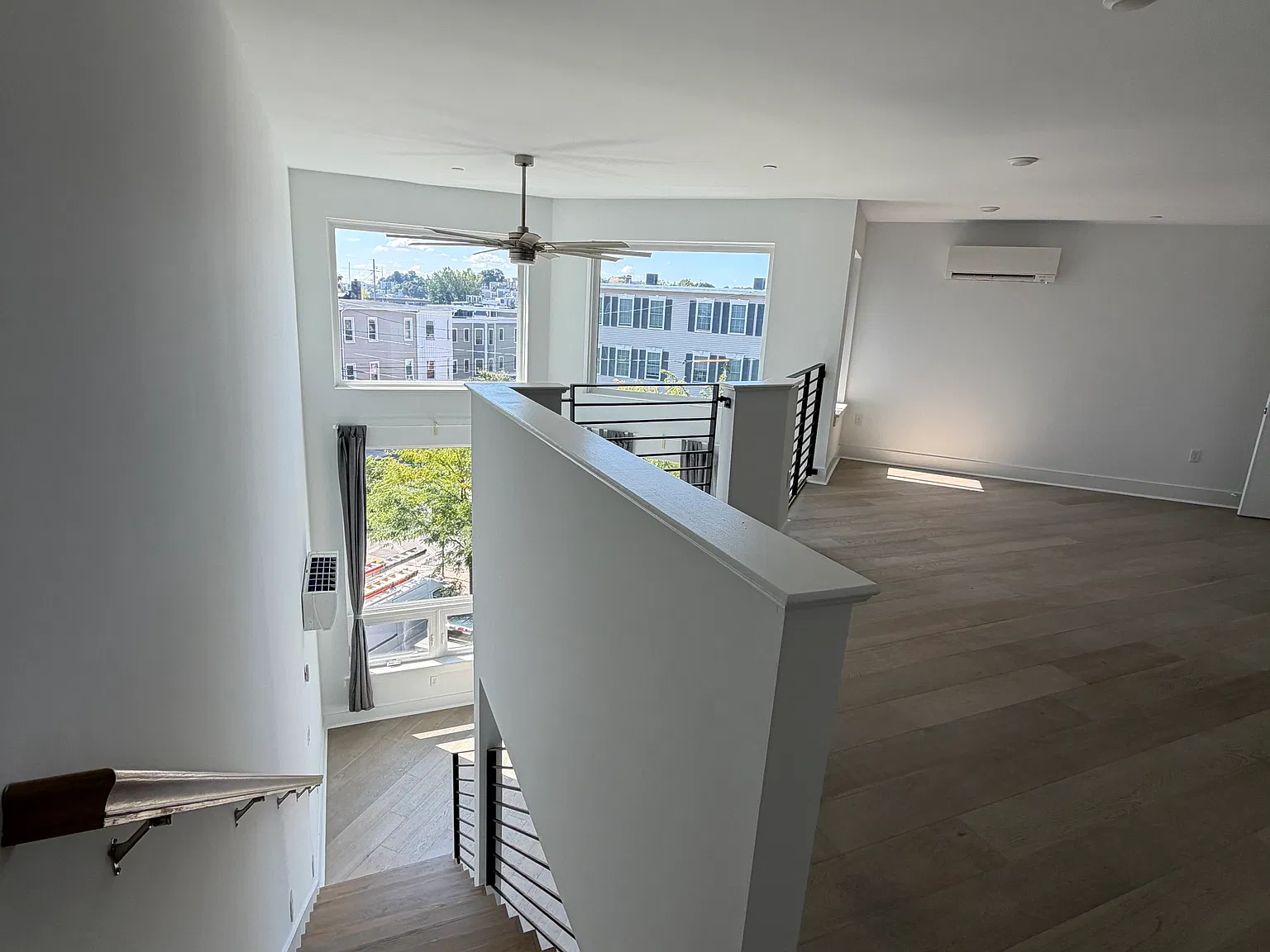 1 bed, 1000 sqft, $2,725 — Photo 2