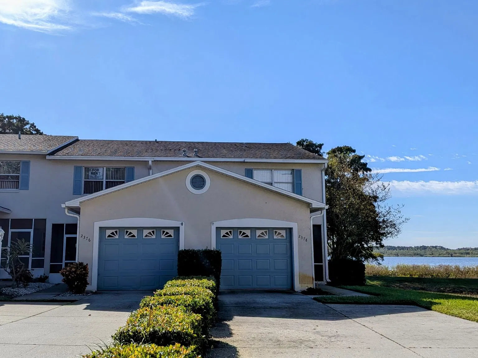 2 bed, 2.5 bath, 1281 sqft, $1,550 — Photo 1