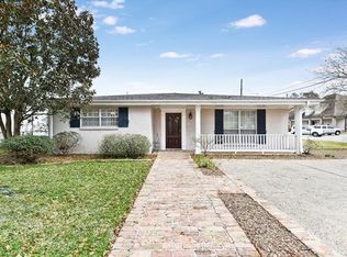 104 Orchard Rd, Harahan, LA 70123