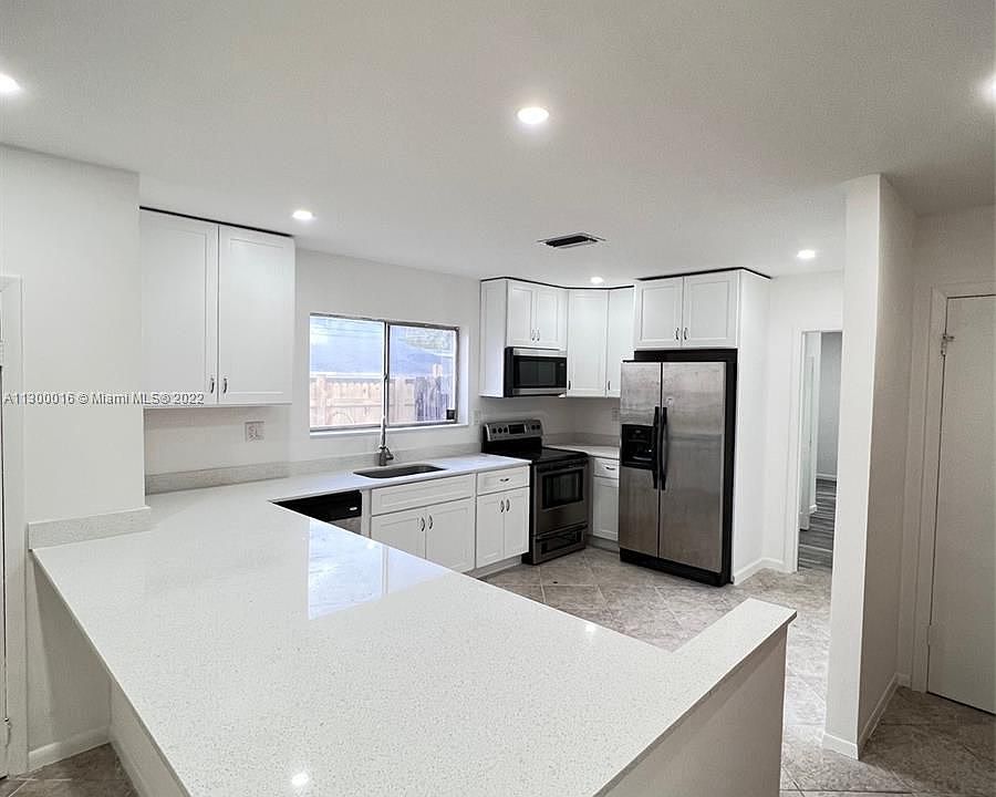 1st image of 2525 Cleveland St #2525