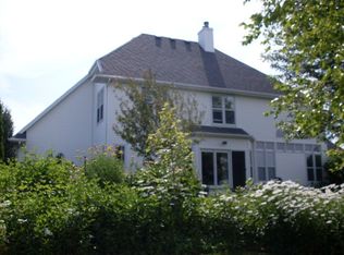 1246 Benjamin Ct, Green Bay, WI 54311