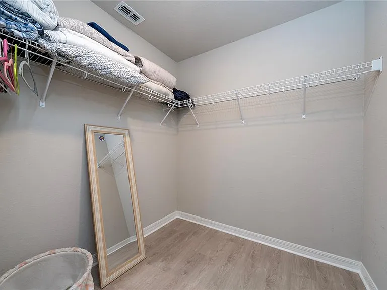 445 Silverbell Trl — Photo 31
