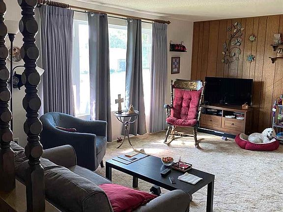 3rd image of 1425 Avenue O