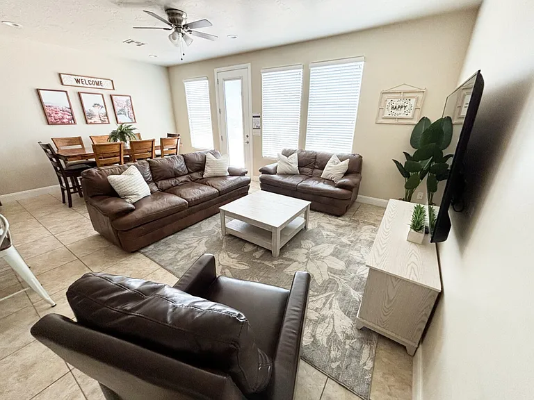 N Coral Ridge Dr — Photo 7