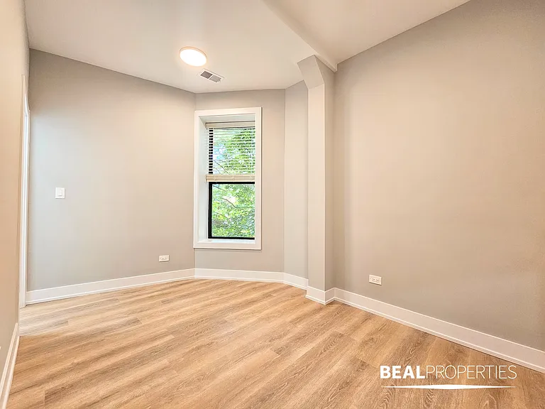 428-38 West Belden — Photo 66