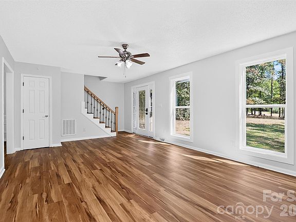 5th image of 4208 Waxhaw Indian Trail Rd