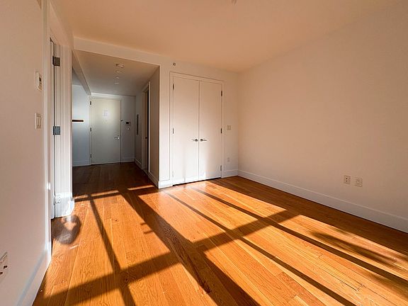 2nd image of 1040 Dean St #710
