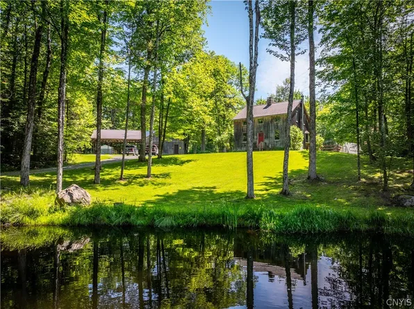 369 Avery Rd S, Stratford, NY 13470