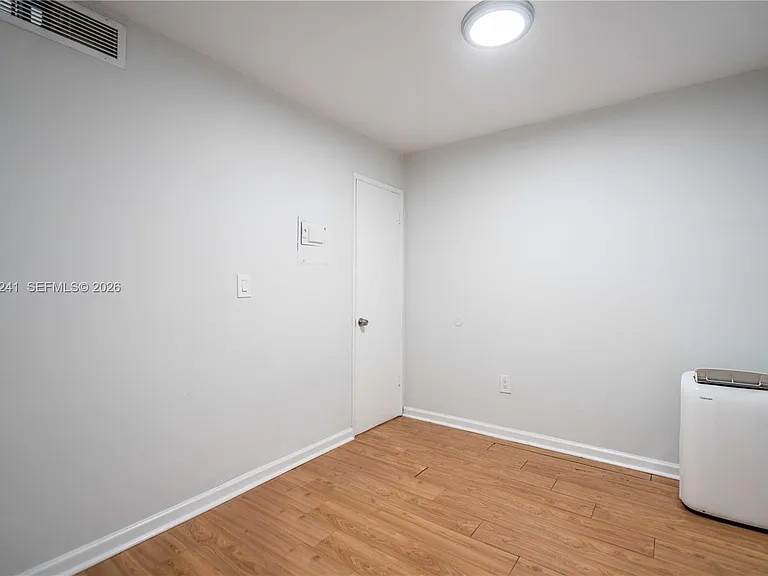 7931 East Dr #204 — Photo 15
