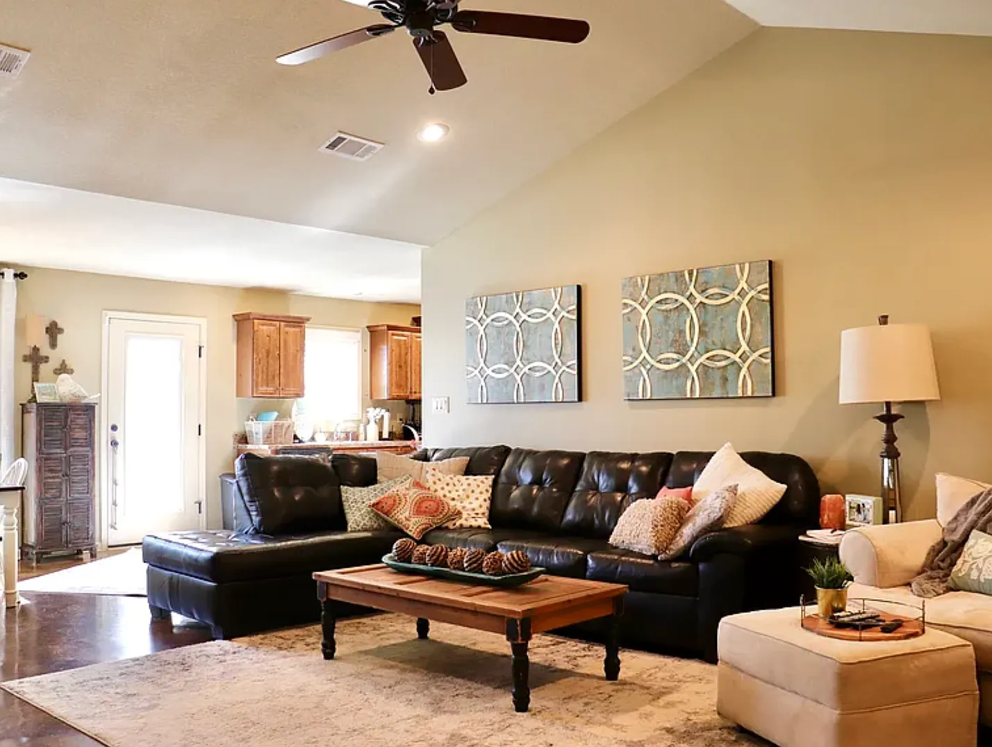 3 bed, 1449 sqft, $1,625 — Photo 4