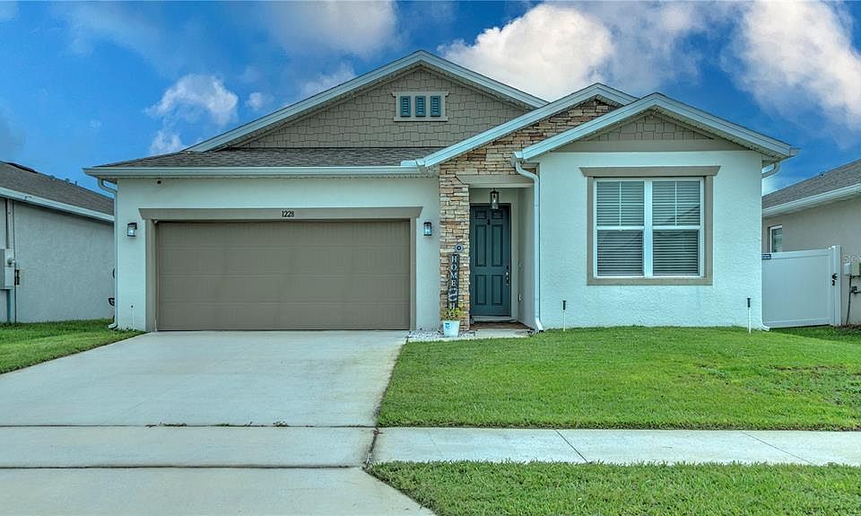 1st image of 1228 MATTIE POINTE BOULEVARD