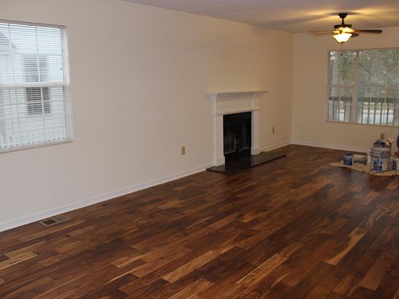 Living room with plenty of windows