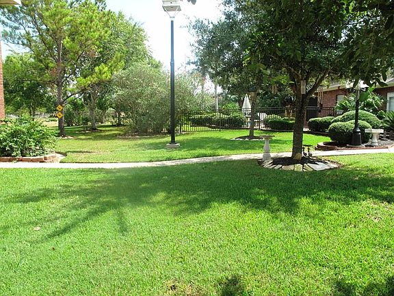 5th image of 13226 Christi Ln