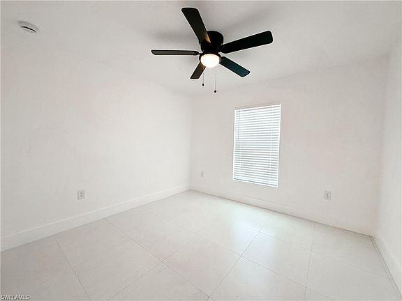 3rd image of 2987 Thomas St