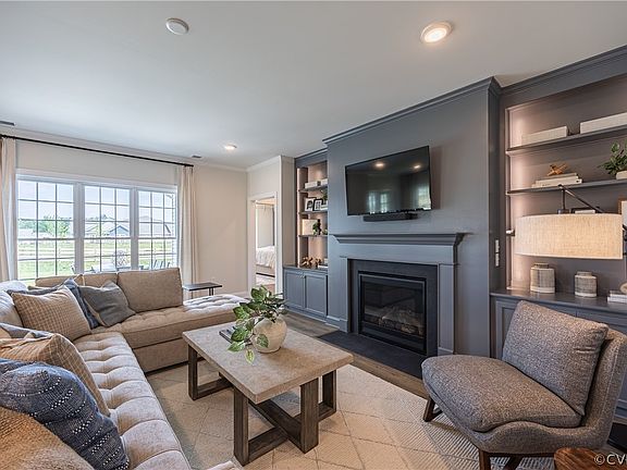 3rd image of 10395 Silver Willow Pl