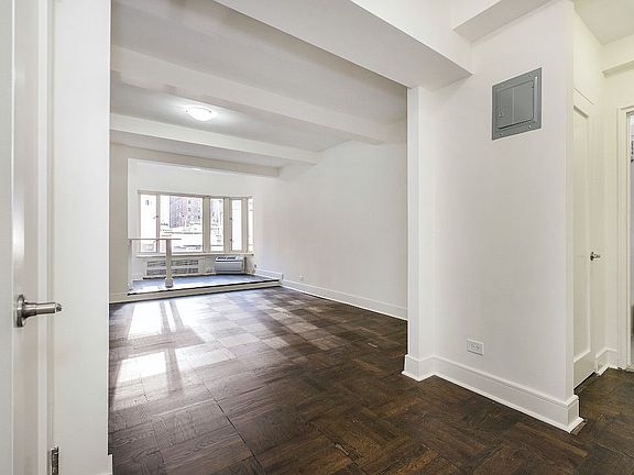 5th image of 36 E 36th St APT 7E